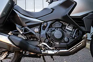 Used 2024 Honda NT1100 Grey - Interior and Exterior details 10