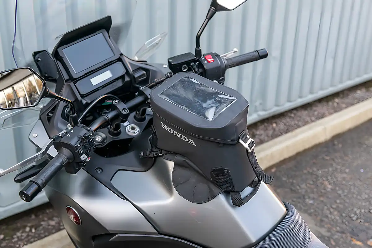 Used 2024 Honda NT1100 Grey - Interior and Exterior details 15