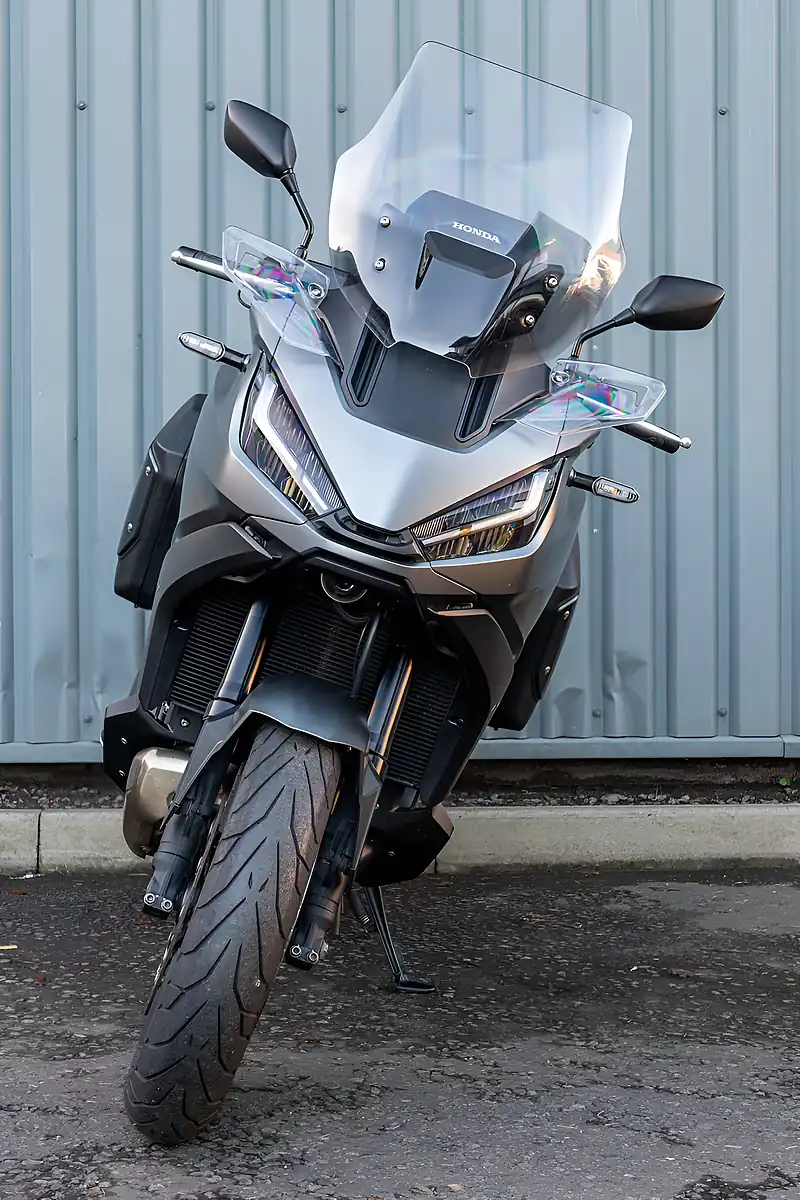 Used 2024 Honda NT1100 Grey - Interior and Exterior details 3