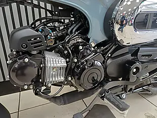 Used 2024 Honda ST125 Dax Grey - Interior and Exterior details 11