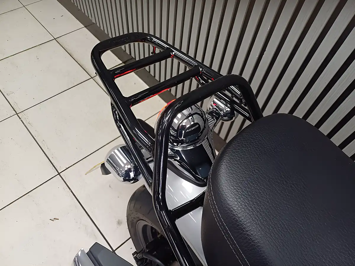Used 2024 Honda ST125 Dax Grey - Interior and Exterior details 12