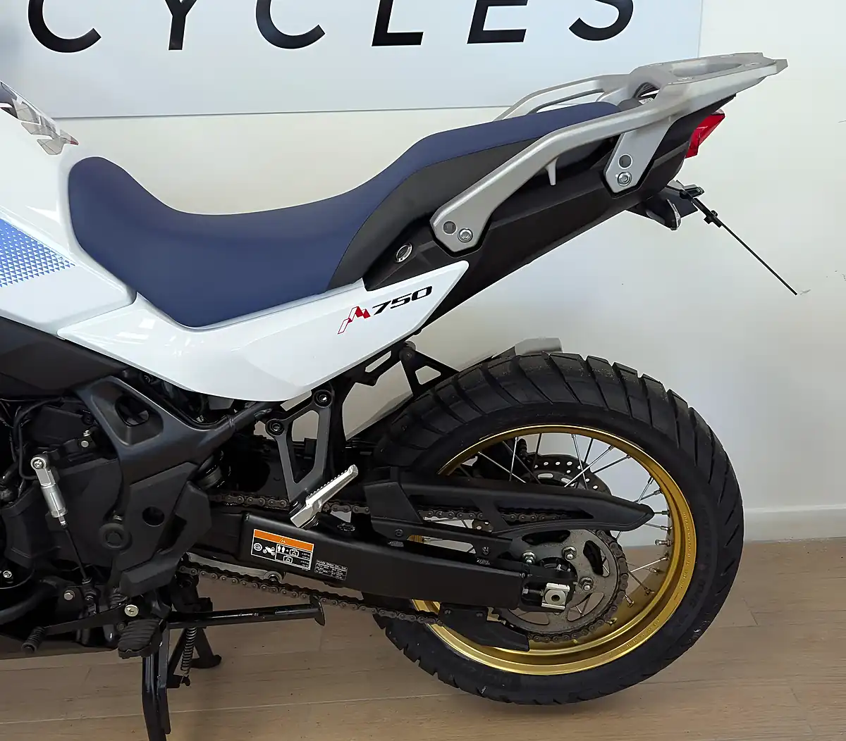 Used 2024 Honda XL750 Transalp 750 White - Interior and Exterior details 11