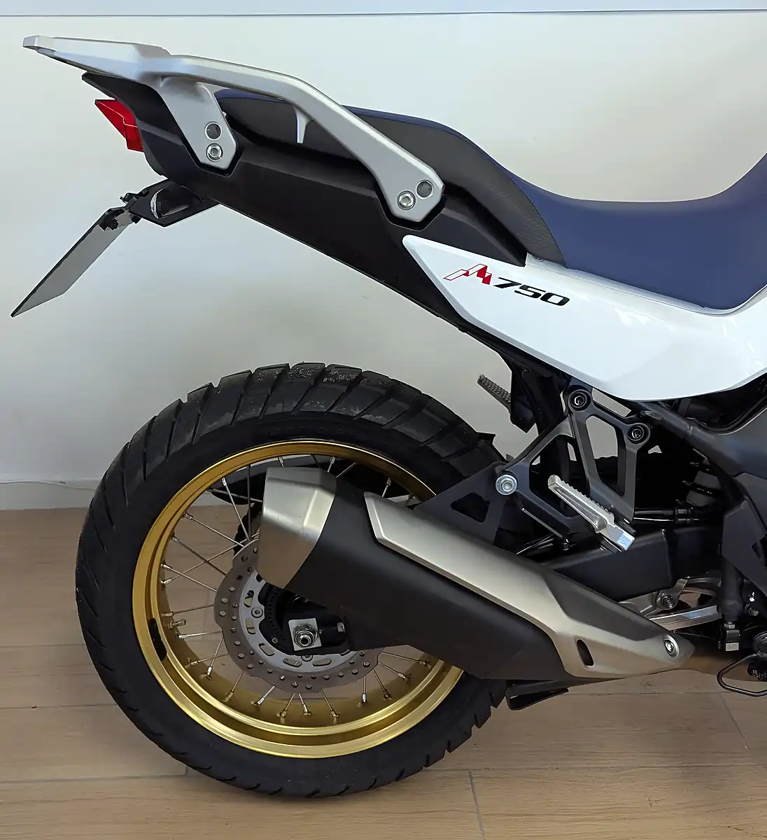 Used 2024 Honda XL750 Transalp 750 White - Interior and Exterior details 14