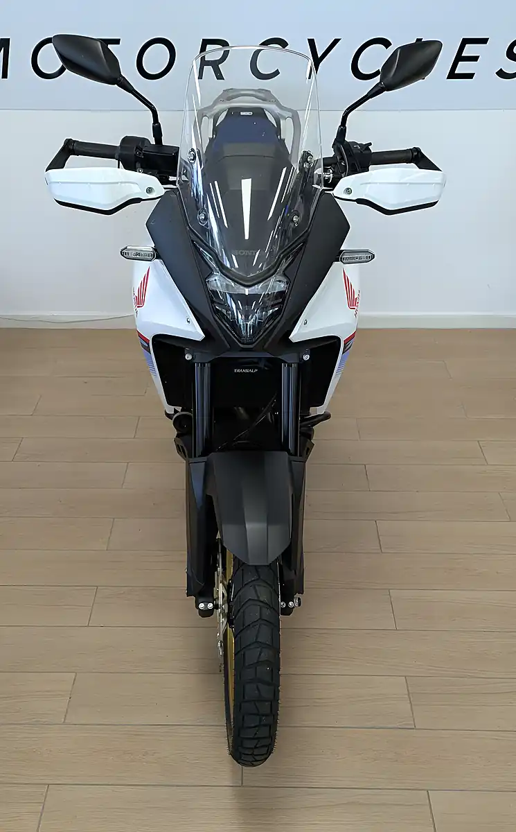 Used 2024 Honda XL750 Transalp 750 White - Interior and Exterior details 7