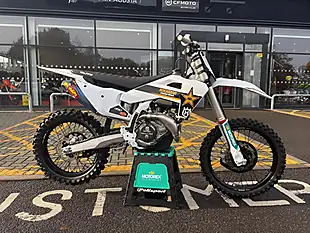 Used 2024 Husqvarna FC450 Factory White - Interior and Exterior details 11