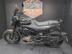 Used 2024 Husqvarna Svartpilen Arrow Black - Interior and Exterior details 7