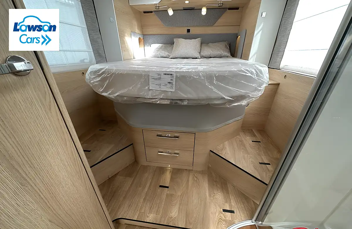 Used 2024 Hymer B-Class Masterline a Class Crystal Silver - Interior and Exterior details 7