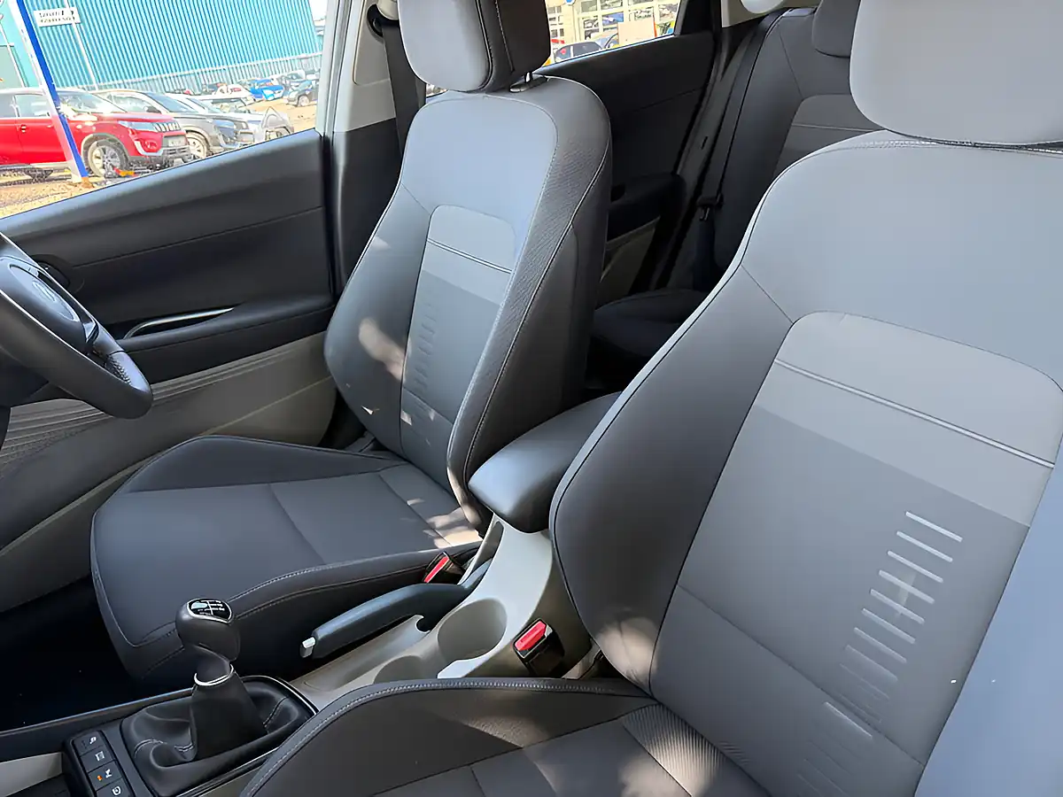 Used 2024 Hyundai Bayon Ultimate White - Interior and Exterior details 13