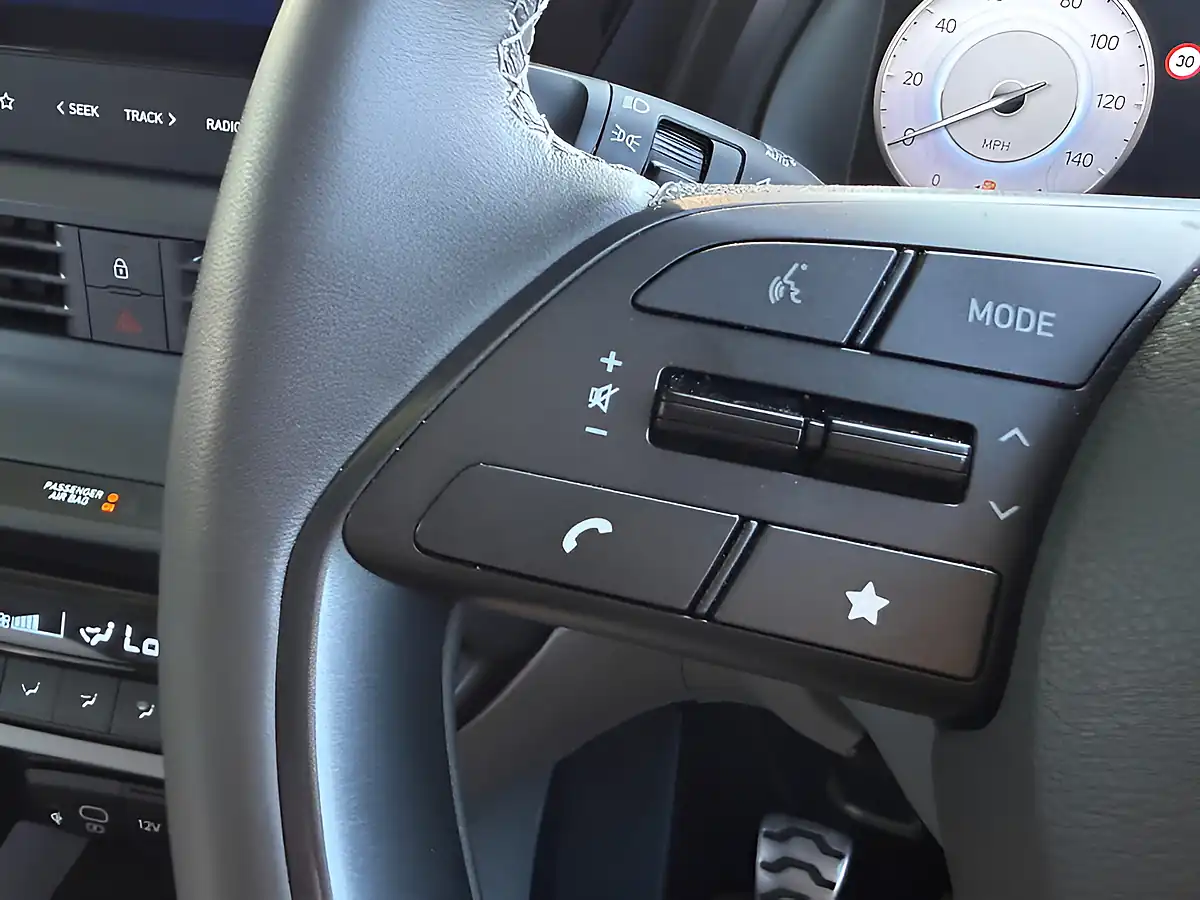 Used 2024 Hyundai Bayon Ultimate White - Interior and Exterior details 16