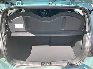 Used 2024 Hyundai i10 Advance Auto Green - Interior and Exterior details 11