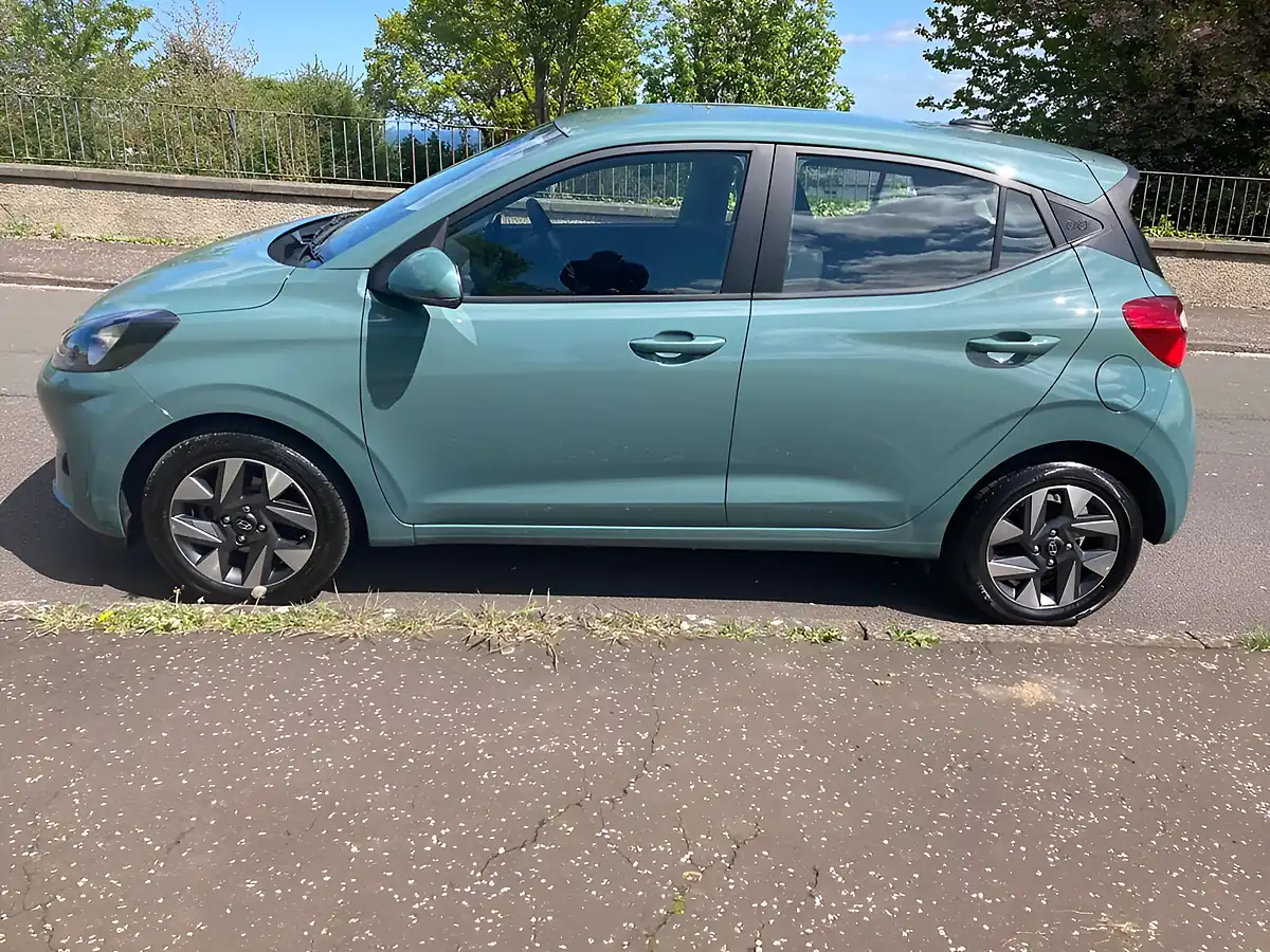 Used 2024 Hyundai i10 Advance Auto Green - Interior and Exterior details 6