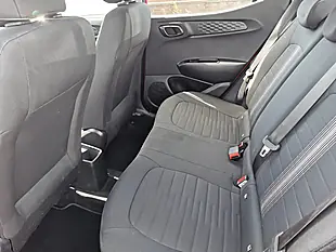 Used 2024 Hyundai I10 Advance Dragon Red - Interior and Exterior details 10