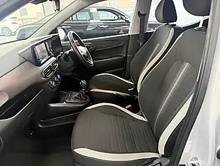 Used 2024 Hyundai I10 Advance Grey - Interior and Exterior details 11