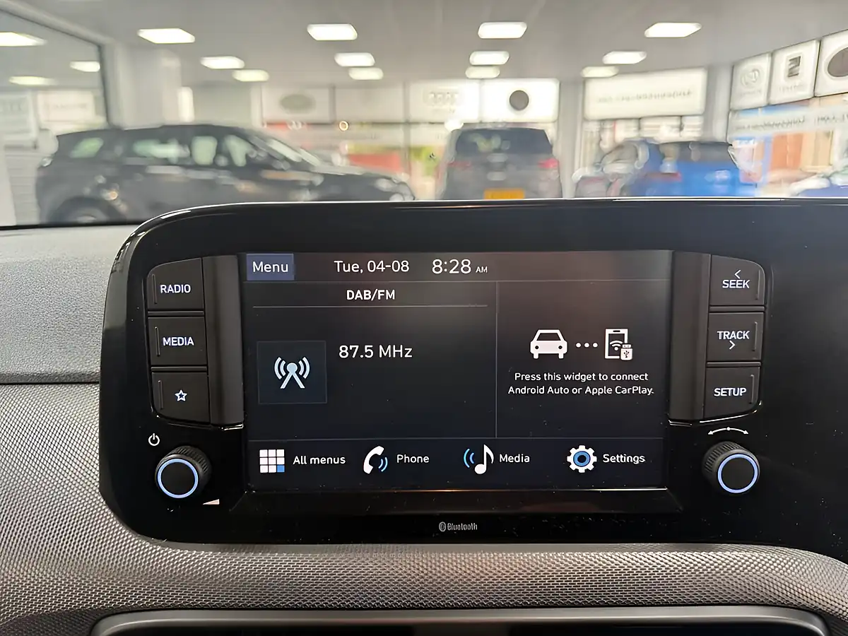 Used 2024 Hyundai I10 Advance Grey - Interior and Exterior details 18