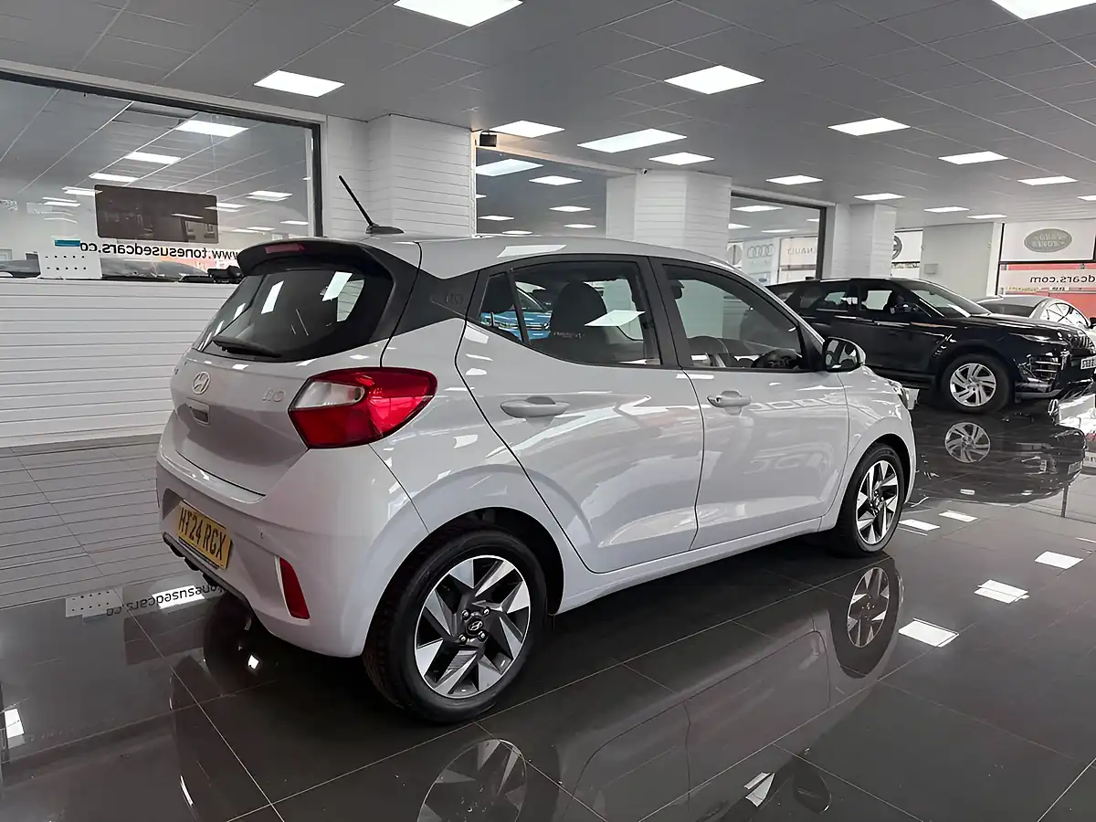 Used 2024 Hyundai I10 Advance Grey - Interior and Exterior details 2