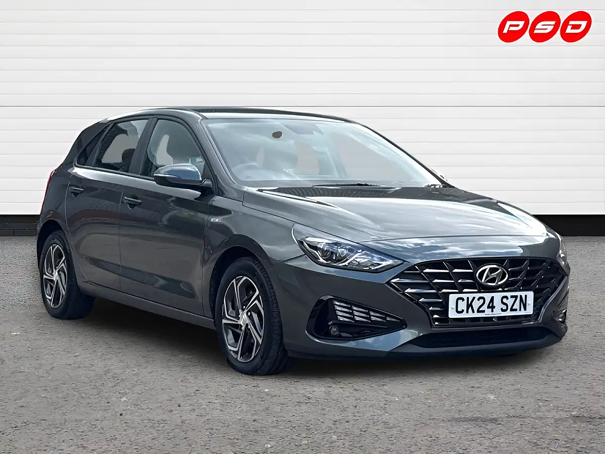 Used 2024 Hyundai i30 Se Connect Cypress Green Pearl - Interior and Exterior details 2