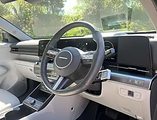 Used 2024 Hyundai Kona Ultimate Ecotronic Grey - Interior and Exterior details 12