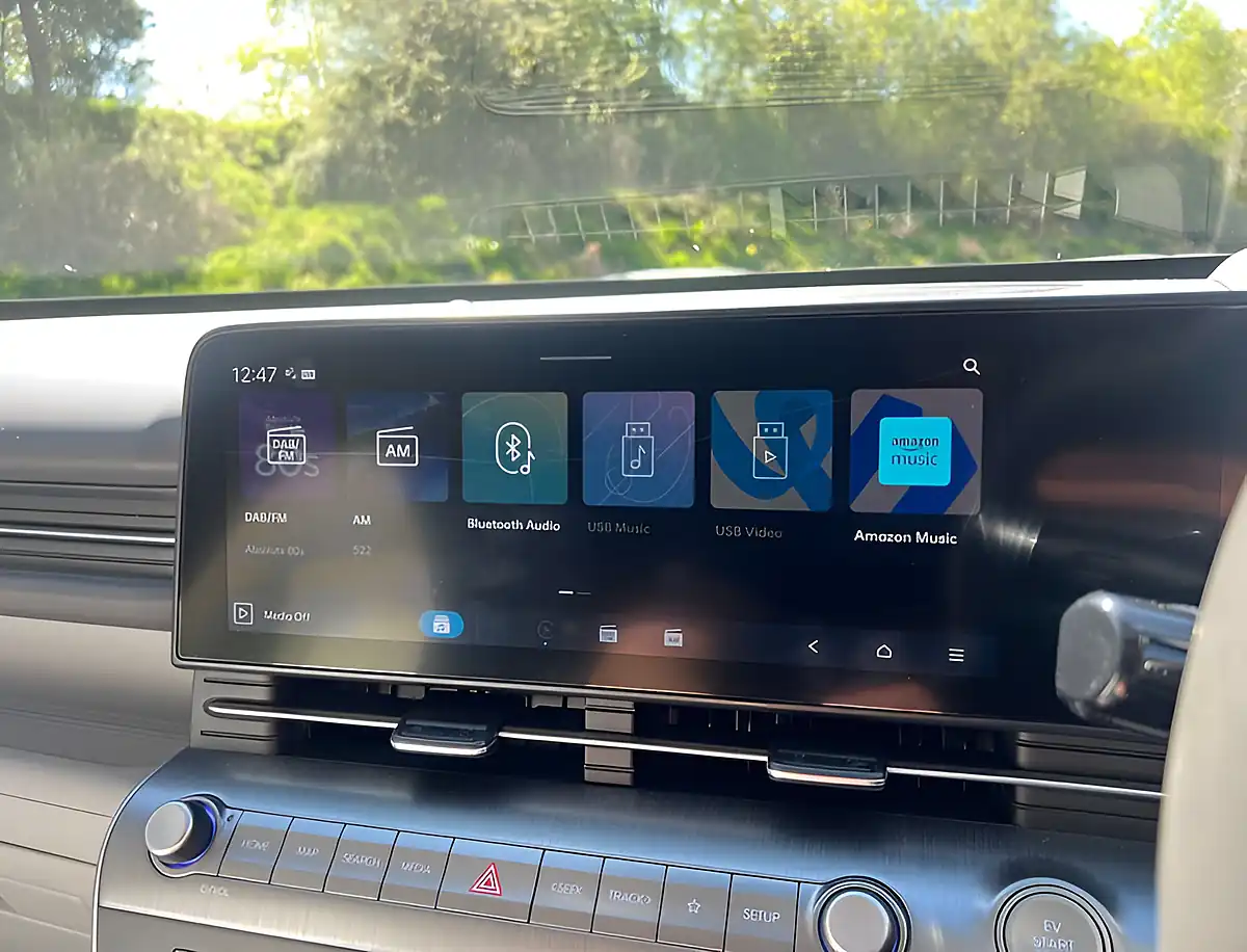 Used 2024 Hyundai Kona Ultimate Ecotronic Grey - Interior and Exterior details 16
