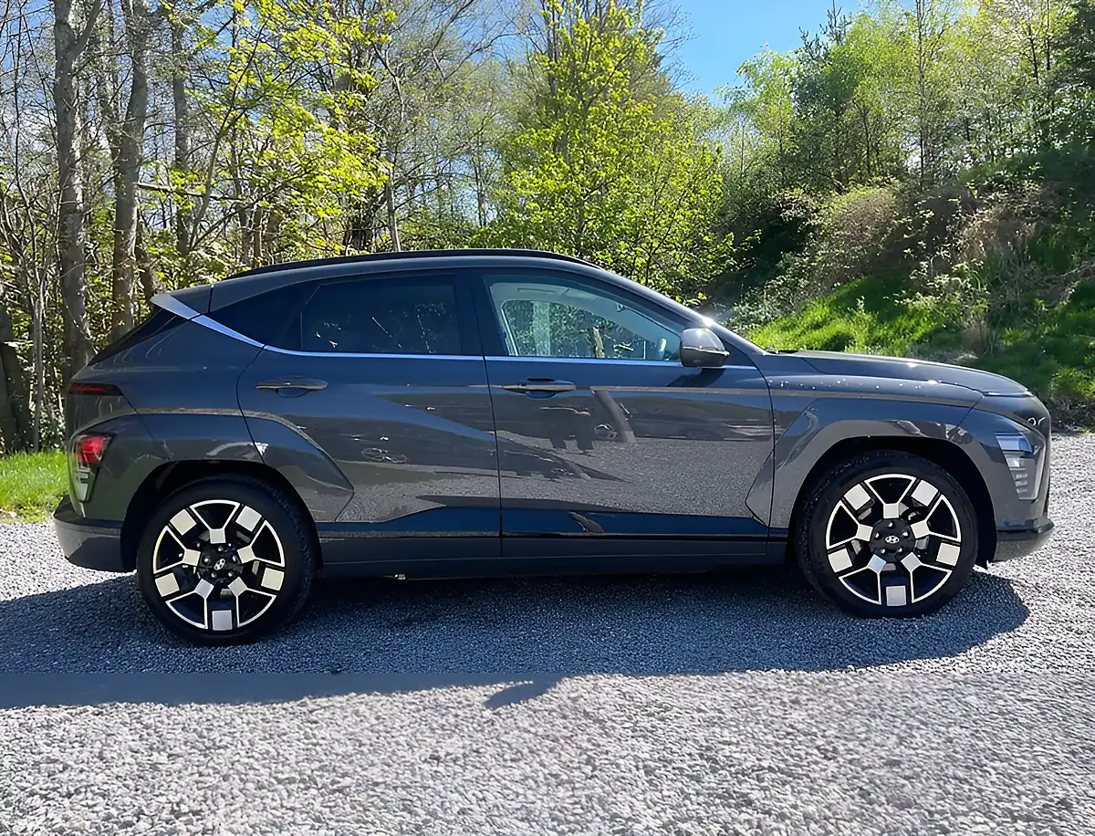 Used 2024 Hyundai Kona Ultimate Ecotronic Grey - Interior and Exterior details 2