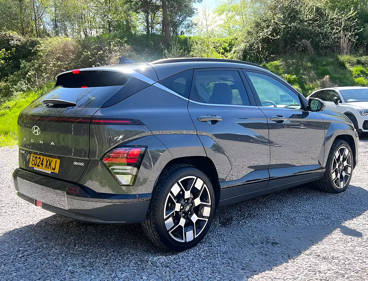 Used 2024 Hyundai Kona Ultimate Ecotronic Grey - Interior and Exterior details 3