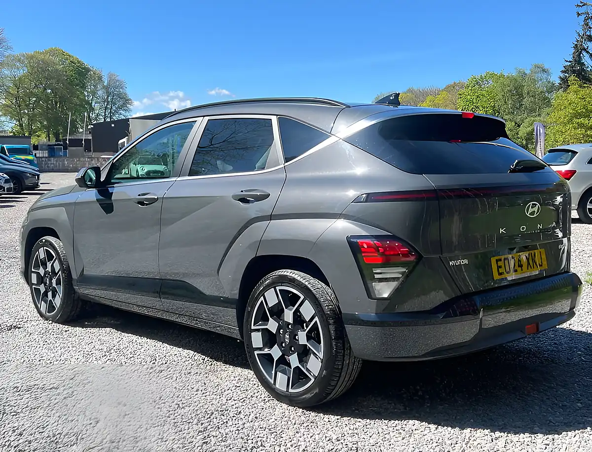 Used 2024 Hyundai Kona Ultimate Ecotronic Grey - Interior and Exterior details 5