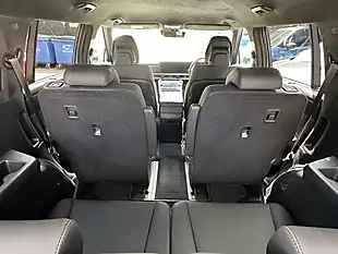 Used 2024 Hyundai Santa Fe Calligraphy Pebble Blue - Interior and Exterior details 11