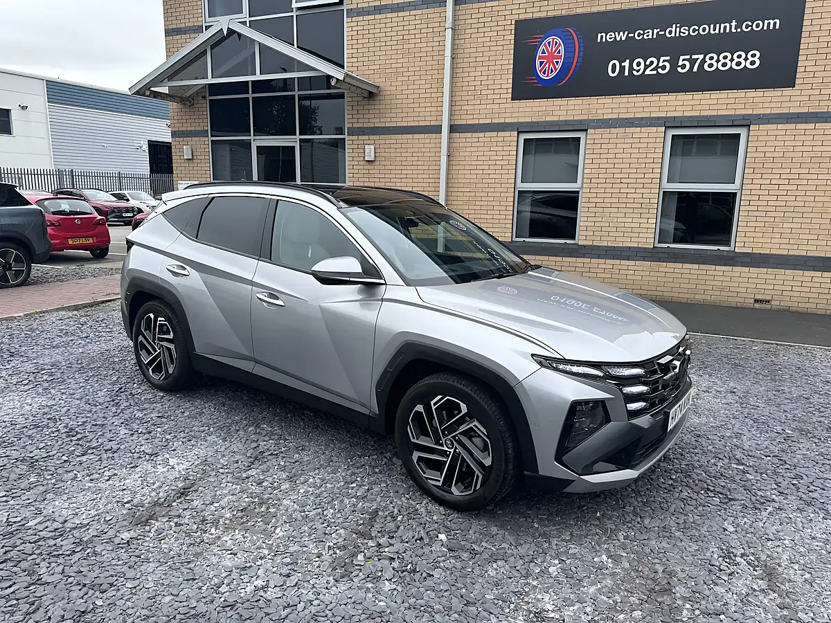 Used 2024 Hyundai Tucson Ultimate Silver - Interior and Exterior details 2