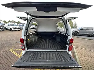 Used 2024 Isuzu D-Max DL20 White - Interior and Exterior details 11