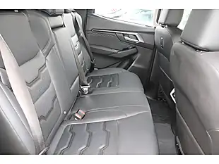 Used 2024 Isuzu D-Max DL40 Mercury Silver - Interior and Exterior details 10