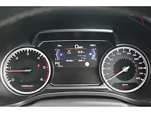 Used 2024 Isuzu D-Max DL40 Mercury Silver - Interior and Exterior details 7