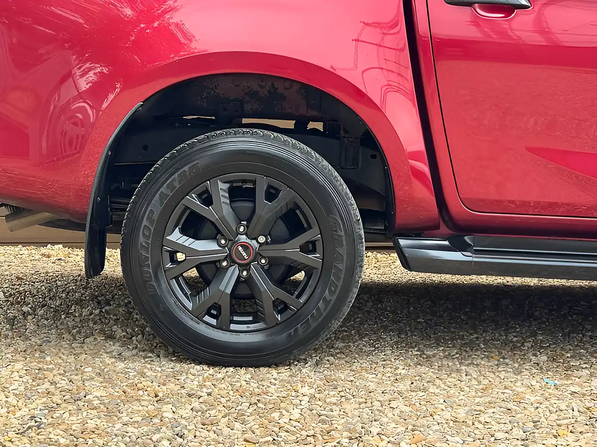 Used 2024 Isuzu D-Max V-Cross Red - Interior and Exterior details 11