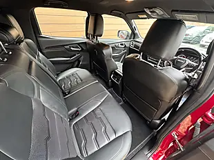 Used 2024 Isuzu D-Max V-Cross Red - Interior and Exterior details 15