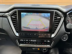 Used 2024 Isuzu D-Max V-Cross Red - Interior and Exterior details 18
