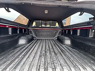 Used 2024 Isuzu D-Max V-Cross Red - Interior and Exterior details 5