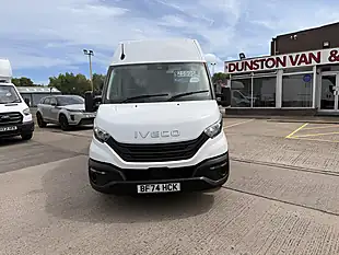 Used 2024 Iveco Daily 35-140 Business Edition White - Interior and Exterior details 12