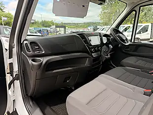 Used 2024 Iveco Daily 35-140 Business Edition White - Interior and Exterior details 15