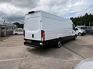 Used 2024 Iveco Daily 35-140 Business Edition White - Interior and Exterior details 3