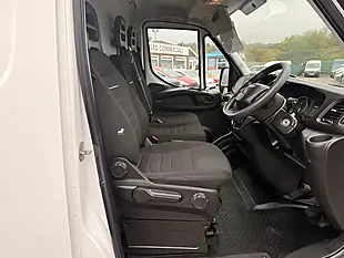 Used 2024 Iveco Daily 35-S-14 Business Mwb Extra High Roof White - Interior and Exterior details 15