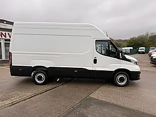 Used 2024 Iveco Daily 35-S-14 Business Mwb Extra High Roof White - Interior and Exterior details 2