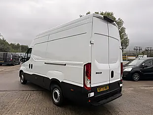 Used 2024 Iveco Daily 35-S-14 Business Mwb Extra High Roof White - Interior and Exterior details 7