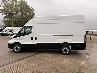 Used 2024 Iveco Daily 35-S-14 Business Mwb Extra High Roof White - Interior and Exterior details 8