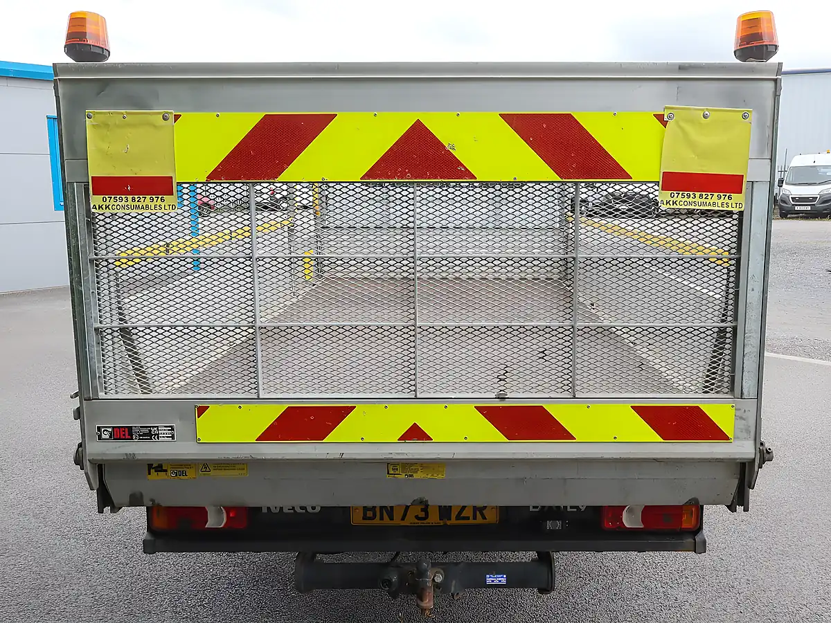 Used 2024 Iveco Daily Business White - Interior and Exterior details 4