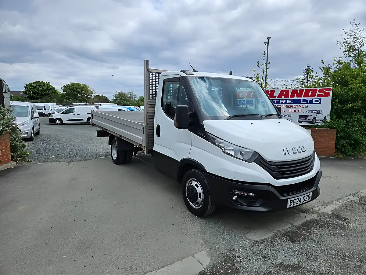 Used 2024 Iveco Daily Xlwb Dropside Pickup White - Front View