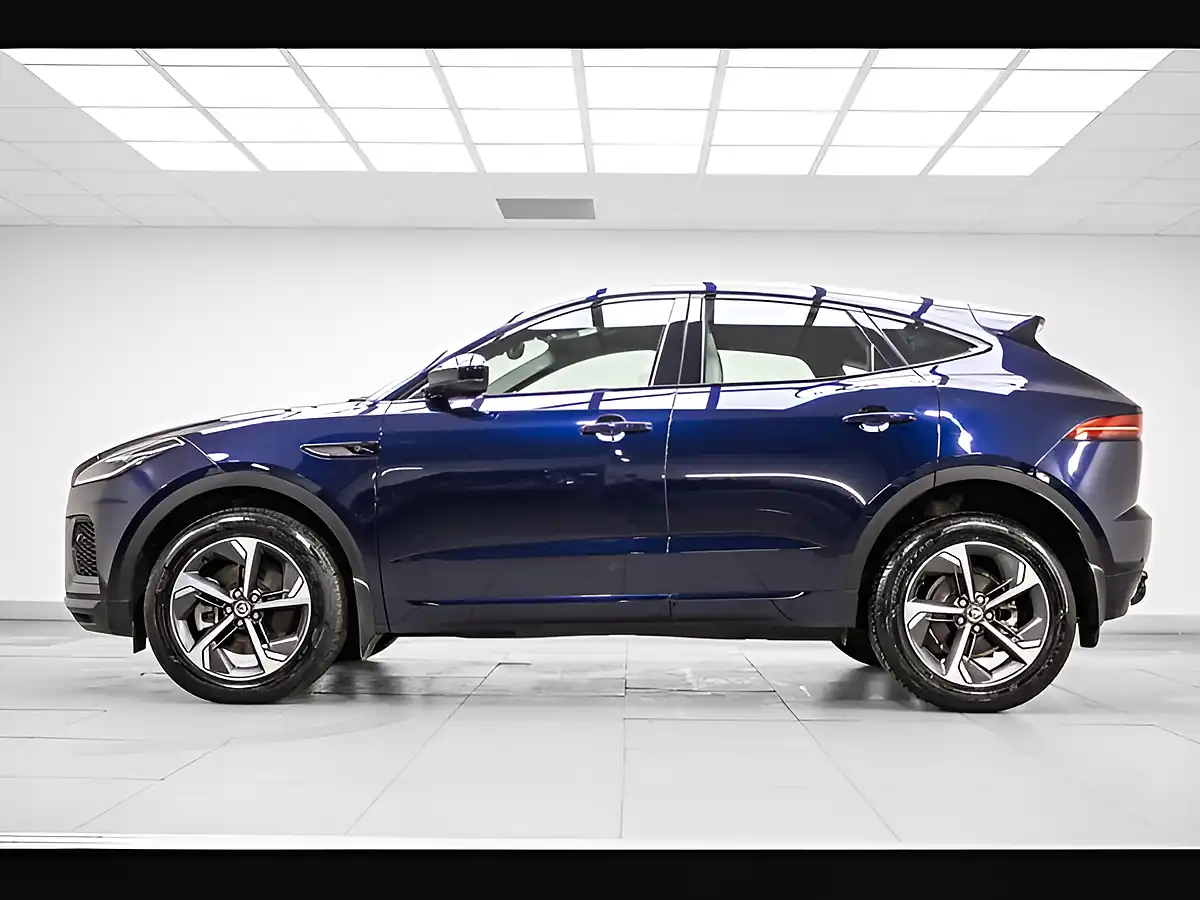 Used 2024 Jaguar E-Pace R-Dynamic Se Black Blue - Interior and Exterior details 4
