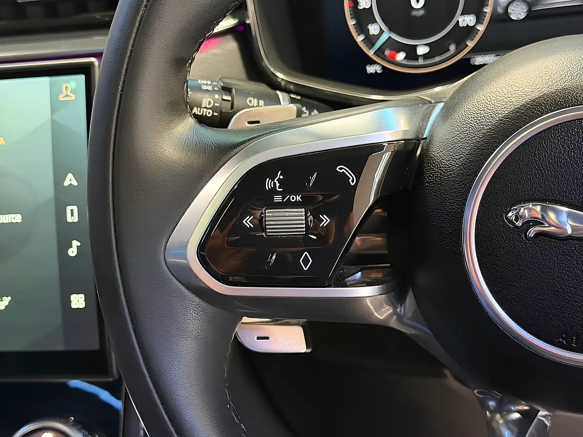 Used 2024 Jaguar F-Pace R-Dynamic Hse Grey - Interior and Exterior details 18