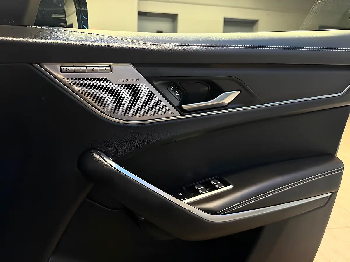 Used 2024 Jaguar F-Pace R-Dynamic Hse Grey - Interior and Exterior details 20
