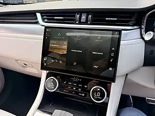 Used 2024 Jaguar F-Pace R-Dynamic Se Black Santorini Black - Interior and Exterior details 15