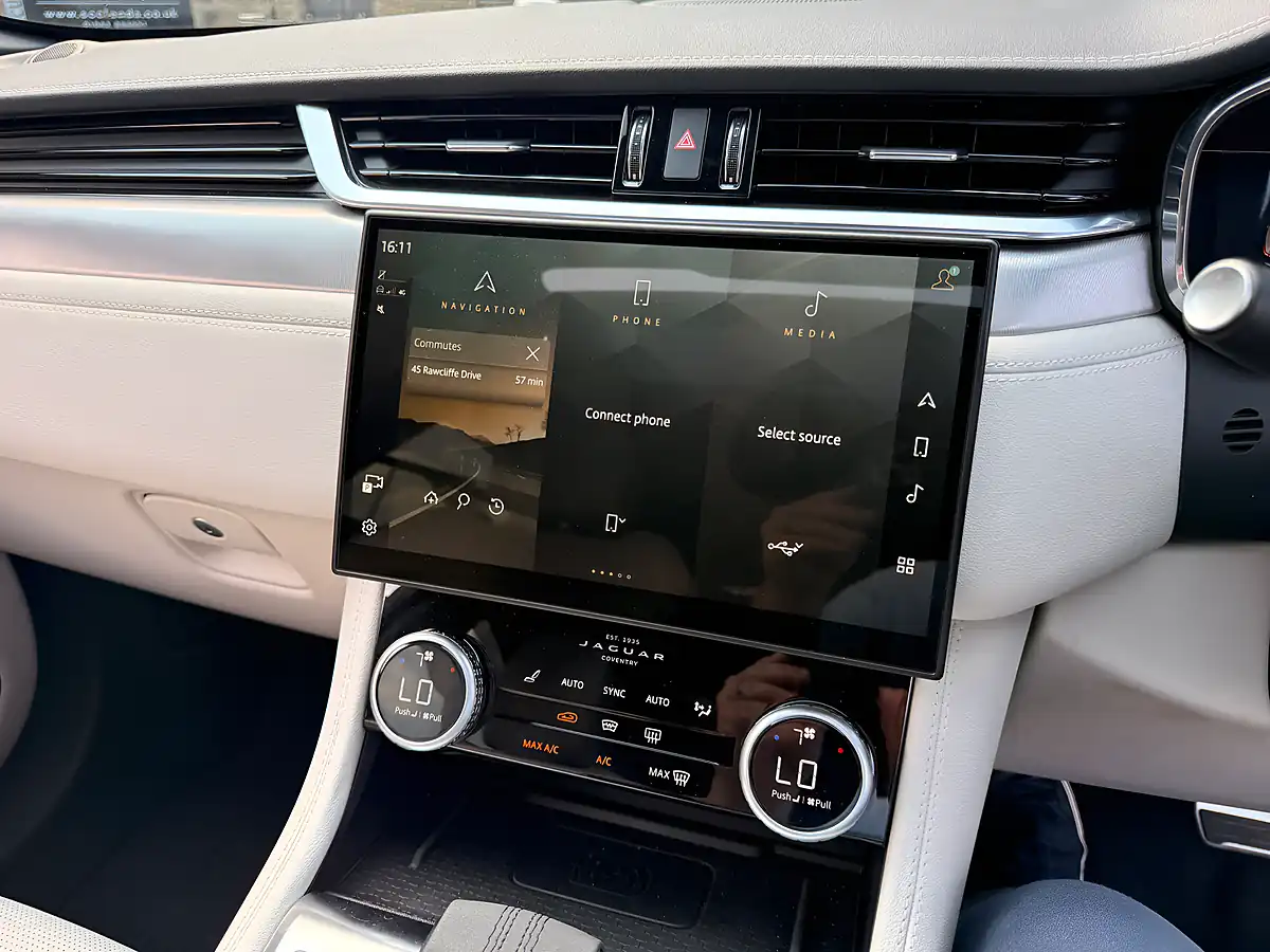 Used 2024 Jaguar F-Pace R-Dynamic Se Black Santorini Black - Interior and Exterior details 15