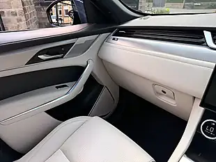 Used 2024 Jaguar F-Pace R-Dynamic Se Black Santorini Black - Interior and Exterior details 19