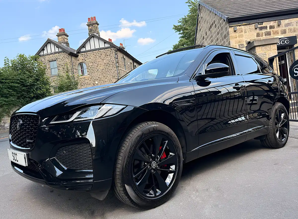 Used 2024 Jaguar F-Pace R-Dynamic Se Black Santorini Black - Interior and Exterior details 7